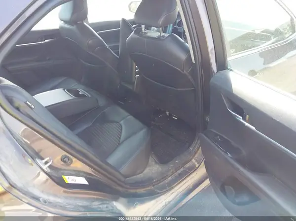 4T1B11HK4JU552382 2018 TOYOTA CAMRY - Image 8