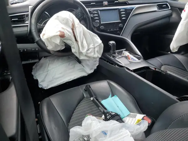 4T1B11HK4JU555394 2018 TOYOTA CAMRY - Image 8