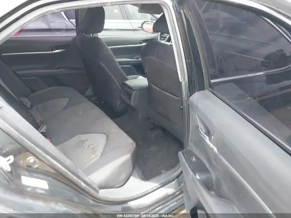 4T1B11HK4JU556433 2018 TOYOTA CAMRY - Image 8