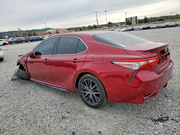 4T1B11HK4JU559087 2018 TOYOTA CAMRY - Image 2