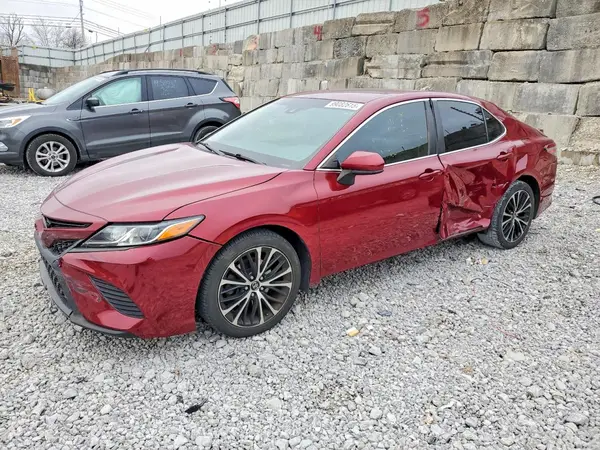 4T1B11HK4JU560014 2018 TOYOTA CAMRY - Image 1