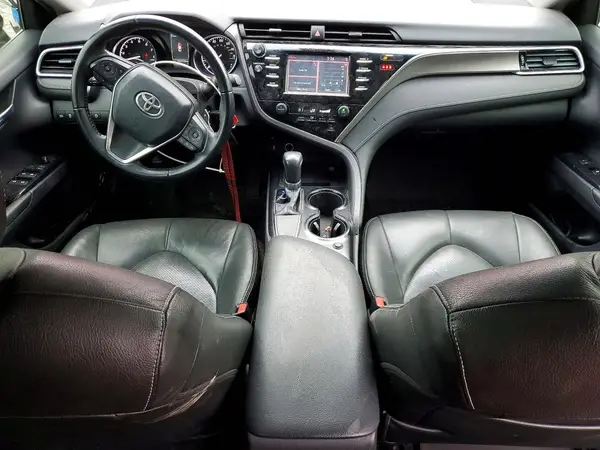 4T1B11HK4JU560014 2018 TOYOTA CAMRY - Image 8