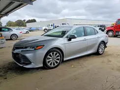 4T1B11HK4JU563558 2018 TOYOTA CAMRY