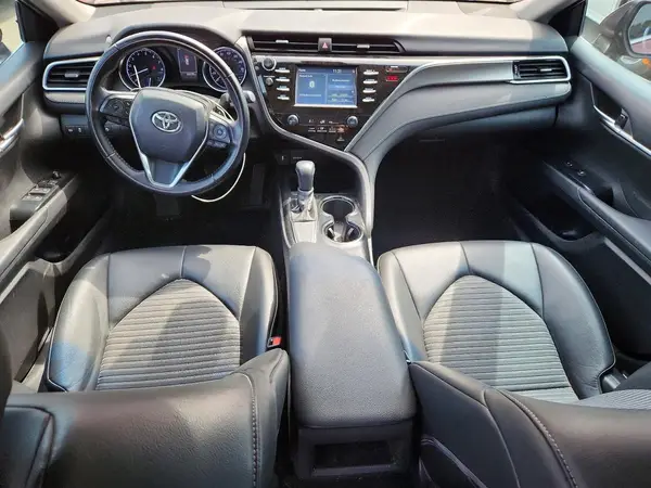 4T1B11HK4JU565147 2018 TOYOTA CAMRY - Image 8