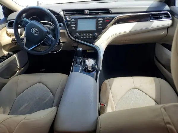 4T1B11HK4JU573555 2018 TOYOTA CAMRY - Image 8