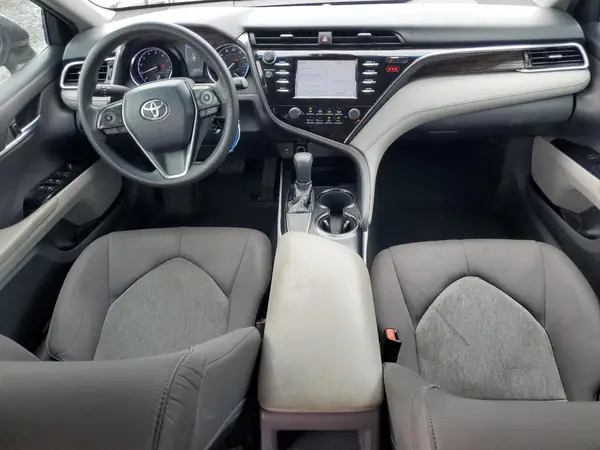 4T1B11HK4JU574768 2018 TOYOTA CAMRY - Image 8