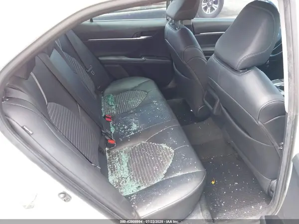 4T1B11HK4JU574902 2018 TOYOTA CAMRY - Image 8