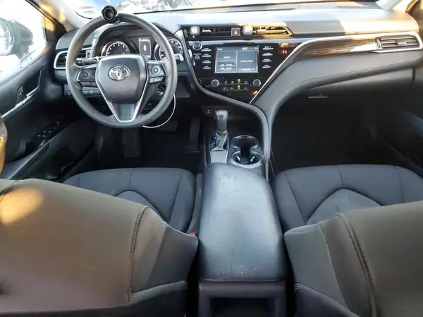 4T1B11HK4JU575998 2018 TOYOTA CAMRY - Image 8
