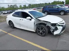 4T1B11HK4JU577590 2018 TOYOTA CAMRY