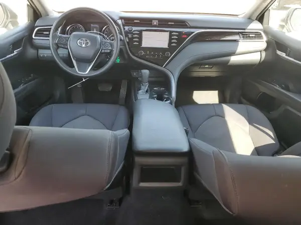 4T1B11HK4JU580540 2018 TOYOTA CAMRY - Image 8