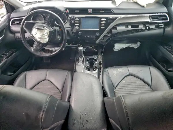4T1B11HK4JU582773 2018 TOYOTA CAMRY - Image 8
