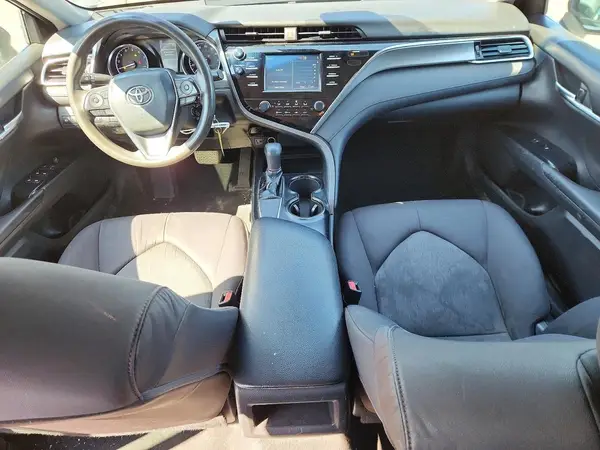 4T1B11HK4JU583101 2018 TOYOTA CAMRY - Image 8