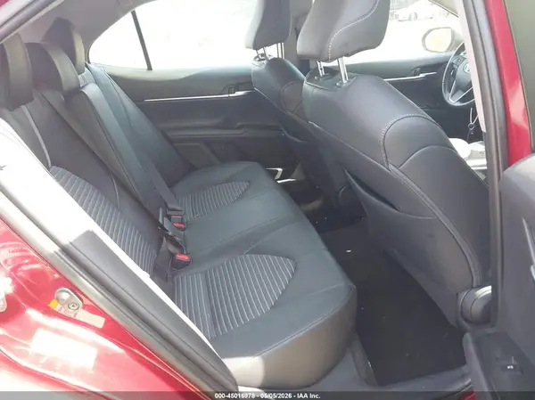 4T1B11HK4JU585446 2018 TOYOTA CAMRY - Image 8
