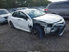 4T1B11HK4JU588220 2018 TOYOTA CAMRY