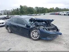 4T1B11HK4JU588668 2018 TOYOTA CAMRY