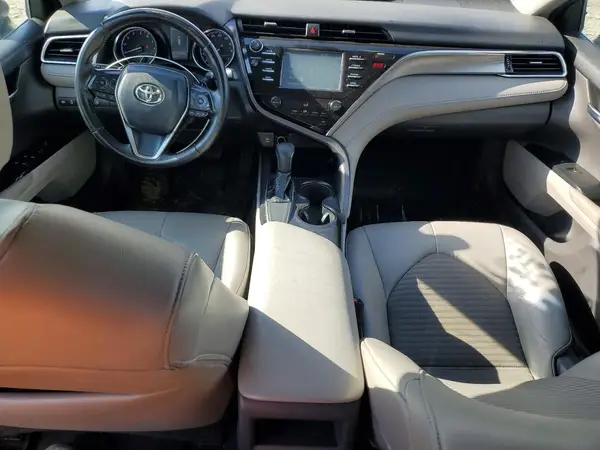 4T1B11HK4JU590453 2018 TOYOTA CAMRY - Image 8