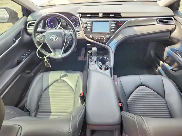 4T1B11HK4JU591070 2018 TOYOTA CAMRY - Image 8