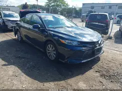 4T1B11HK4JU593076 2018 TOYOTA CAMRY