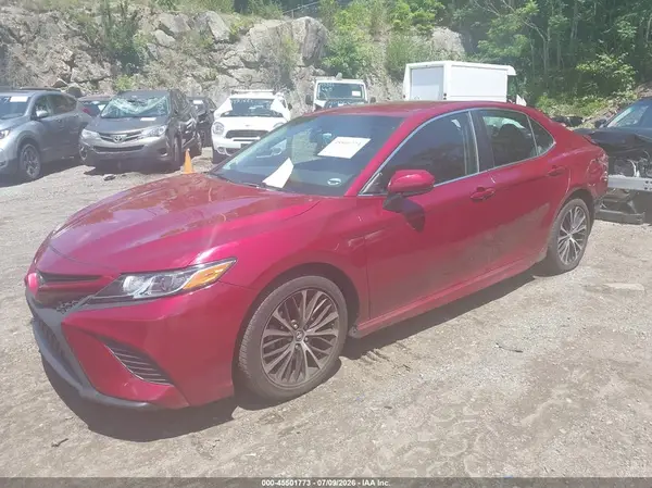 4T1B11HK4JU593546 2018 TOYOTA CAMRY - Image 2