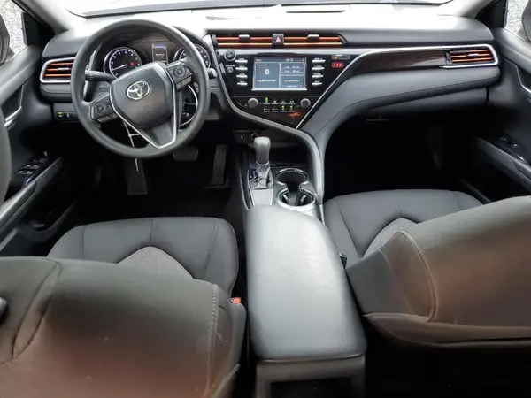 4T1B11HK4JU593630 2018 TOYOTA CAMRY - Image 8