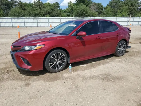 4T1B11HK4JU596625 2018 TOYOTA CAMRY - Image 1
