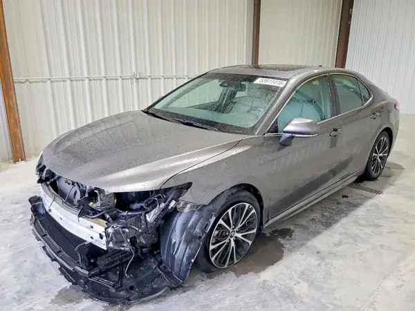 4T1B11HK4JU598939 2018 TOYOTA CAMRY - Image 1