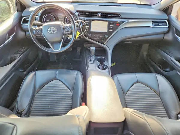 4T1B11HK4JU603041 2018 TOYOTA CAMRY - Image 8