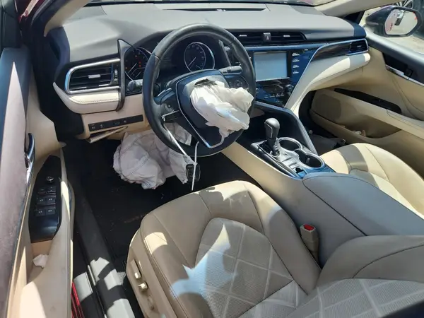 4T1B11HK4JU604299 2018 TOYOTA CAMRY - Image 8