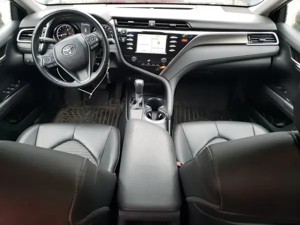 4T1B11HK4JU606120 2018 TOYOTA CAMRY - Image 8
