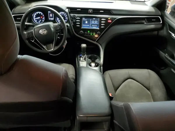 4T1B11HK4JU610278 2018 TOYOTA CAMRY - Image 8