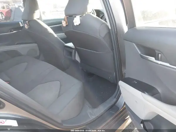 4T1B11HK4JU611012 2018 TOYOTA CAMRY - Image 8