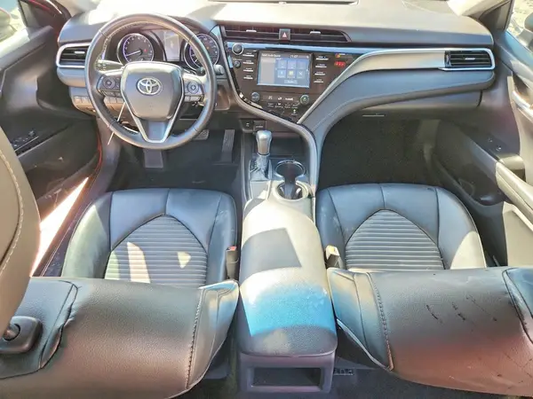 4T1B11HK4JU611866 2018 TOYOTA CAMRY - Image 8