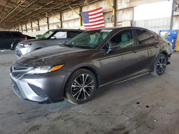 4T1B11HK4JU612015 2018 TOYOTA CAMRY - Image 1