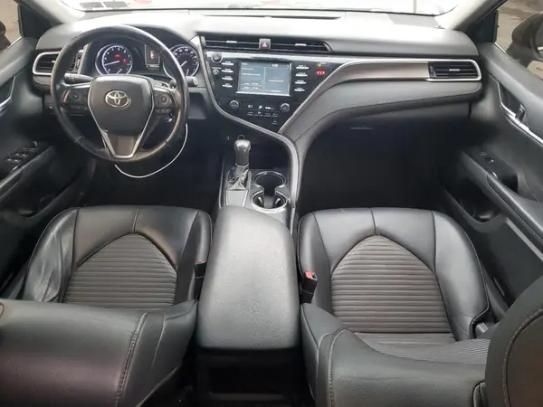 4T1B11HK4JU613617 2018 TOYOTA CAMRY - Image 8