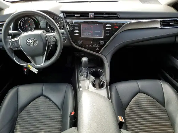 4T1B11HK4JU615643 2018 TOYOTA CAMRY - Image 8