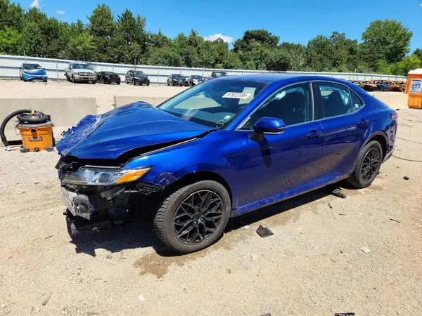 4T1B11HK4JU616839 2018 TOYOTA CAMRY - Image 1