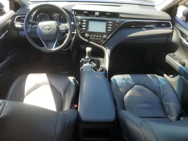 4T1B11HK4JU619370 2018 TOYOTA CAMRY - Image 8