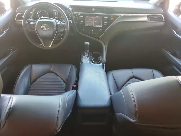 4T1B11HK4JU627792 2018 TOYOTA CAMRY - Image 8