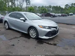 4T1B11HK4JU629042 2018 TOYOTA CAMRY