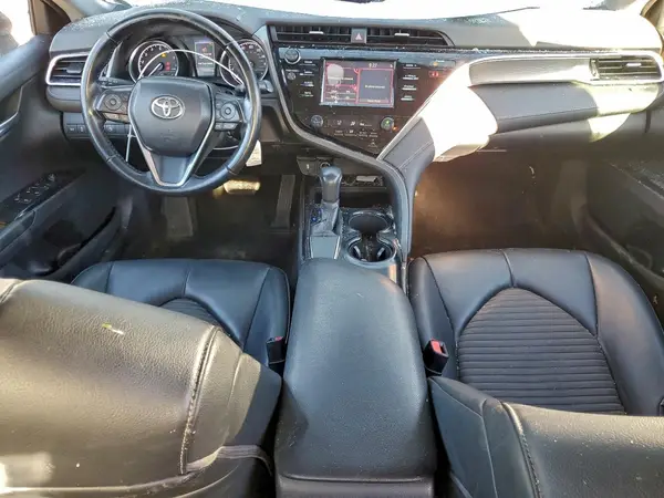 4T1B11HK4JU637822 2018 TOYOTA CAMRY - Image 8