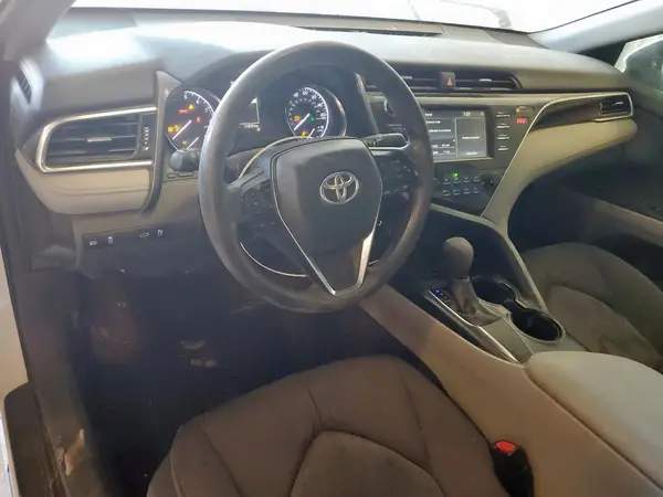 4T1B11HK4JU643250 2018 TOYOTA CAMRY - Image 8