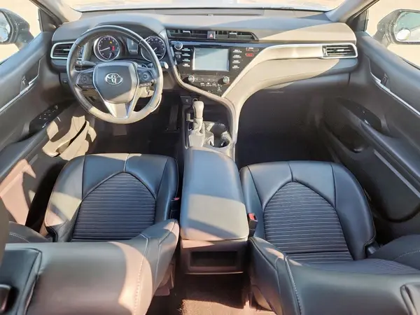 4T1B11HK4JU644706 2018 TOYOTA CAMRY - Image 8