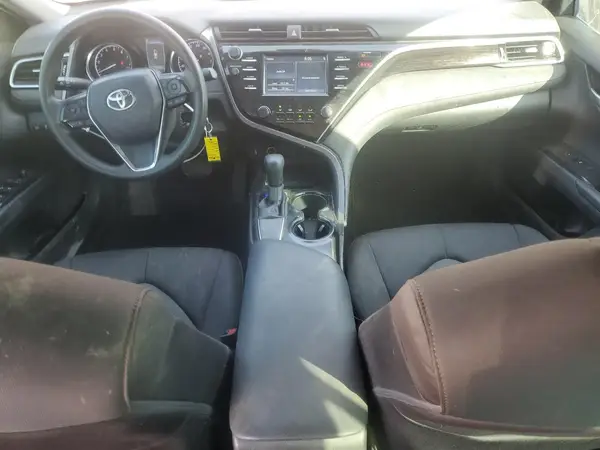 4T1B11HK4JU645743 2018 TOYOTA CAMRY - Image 8