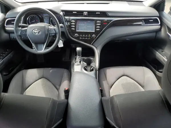 4T1B11HK4JU646486 2018 TOYOTA CAMRY - Image 8