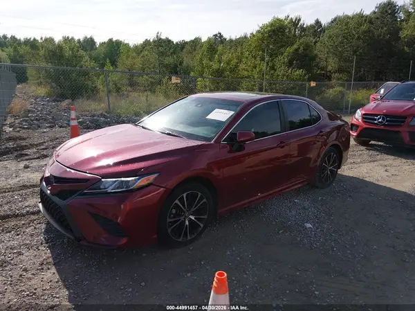 4T1B11HK4JU654278 2018 TOYOTA CAMRY - Image 2