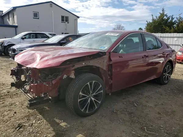 4T1B11HK4JU655530 2018 TOYOTA CAMRY - Image 1
