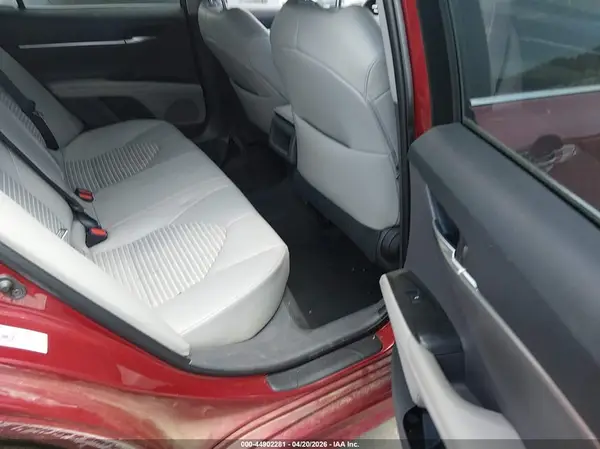 4T1B11HK4JU665393 2018 TOYOTA CAMRY - Image 8