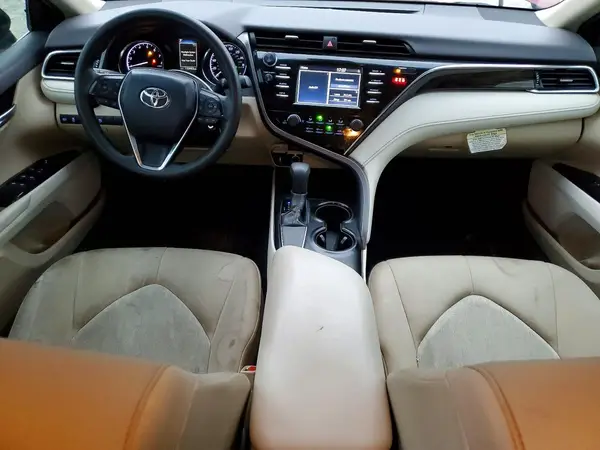4T1B11HK4JU669248 2018 TOYOTA CAMRY - Image 8