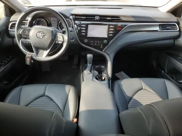 4T1B11HK4JU670478 2018 TOYOTA CAMRY - Image 8