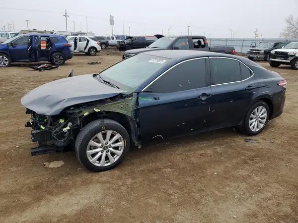 4T1B11HK4JU671369 2018 TOYOTA CAMRY - Image 1